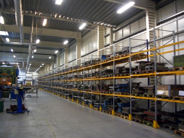 warehouse racking and shelving