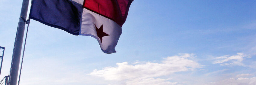 maersk ship in panama canal maersk ship, panama canal, port of balboa