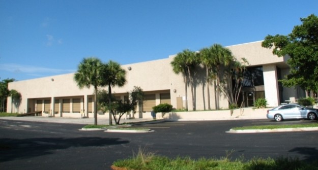1120 nw 165 street, miami warehouse